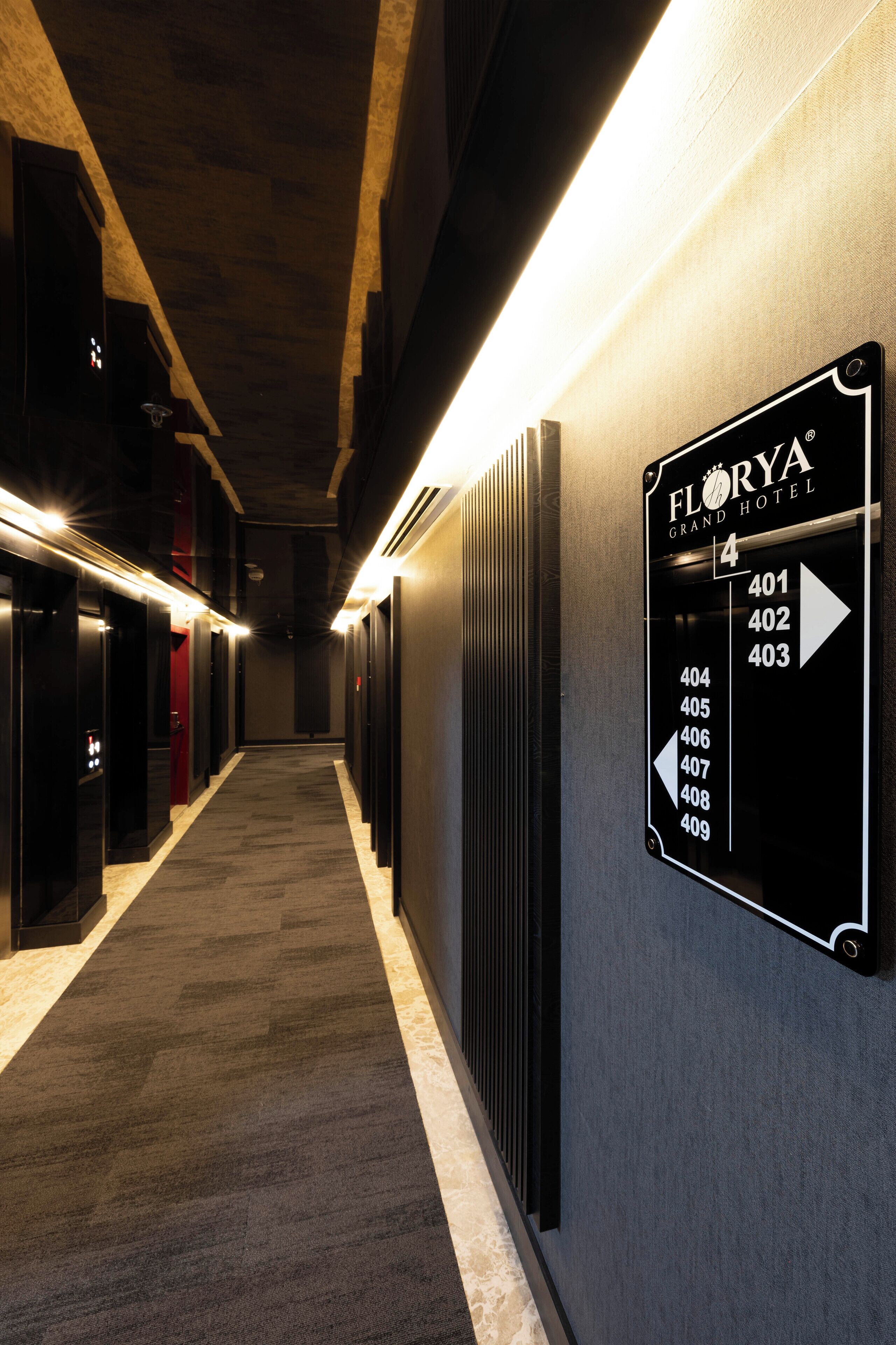 迷你吧、办公桌、笔记本电脑工作区、免费 WiFi