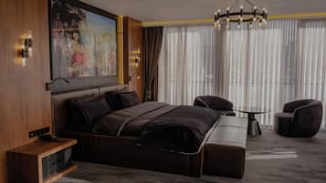 Business Double Room | Minibar, free WiFi, bed sheets