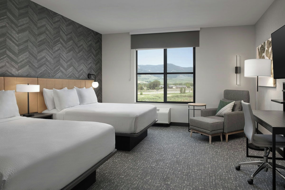 Studio Suite, 2 Queen Beds, Mountain View | Desk, laptop workspace, iron/ironing board, free cribs/infant beds
