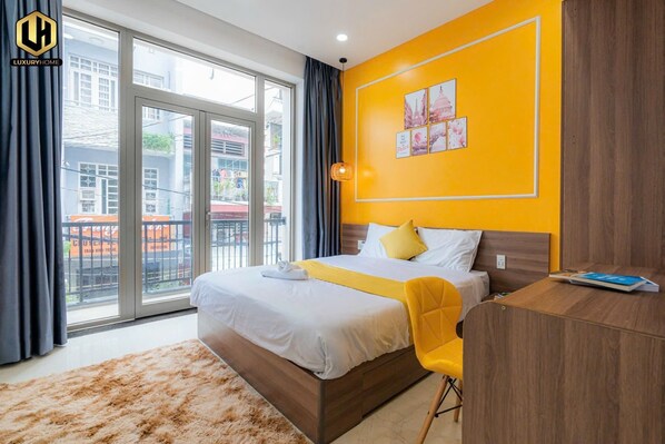 Luxury Room, City View