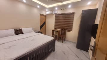 5 bedrooms, free WiFi