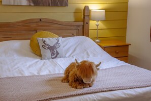 2 bedrooms - Birch Tree Lodge - sleeps 4 guests in 2 bedrooms (Appin)