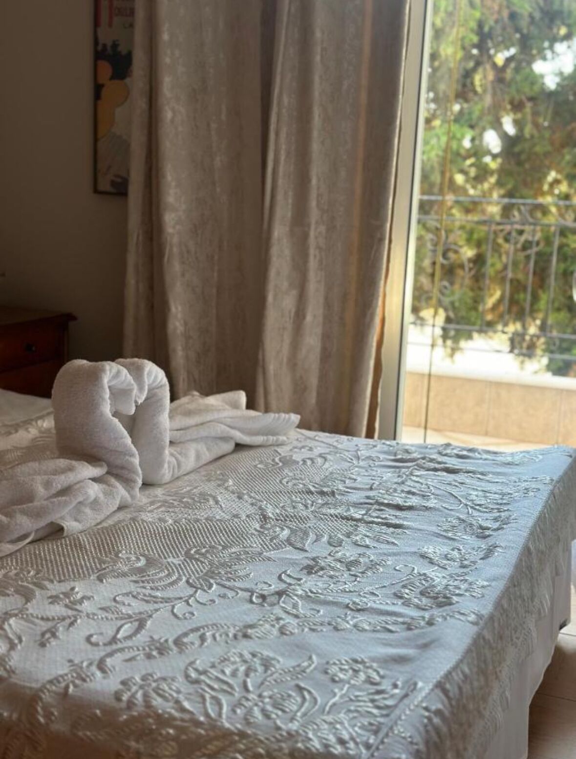 3 bedrooms, iron/ironing board, WiFi