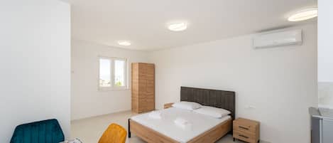 1 bedroom