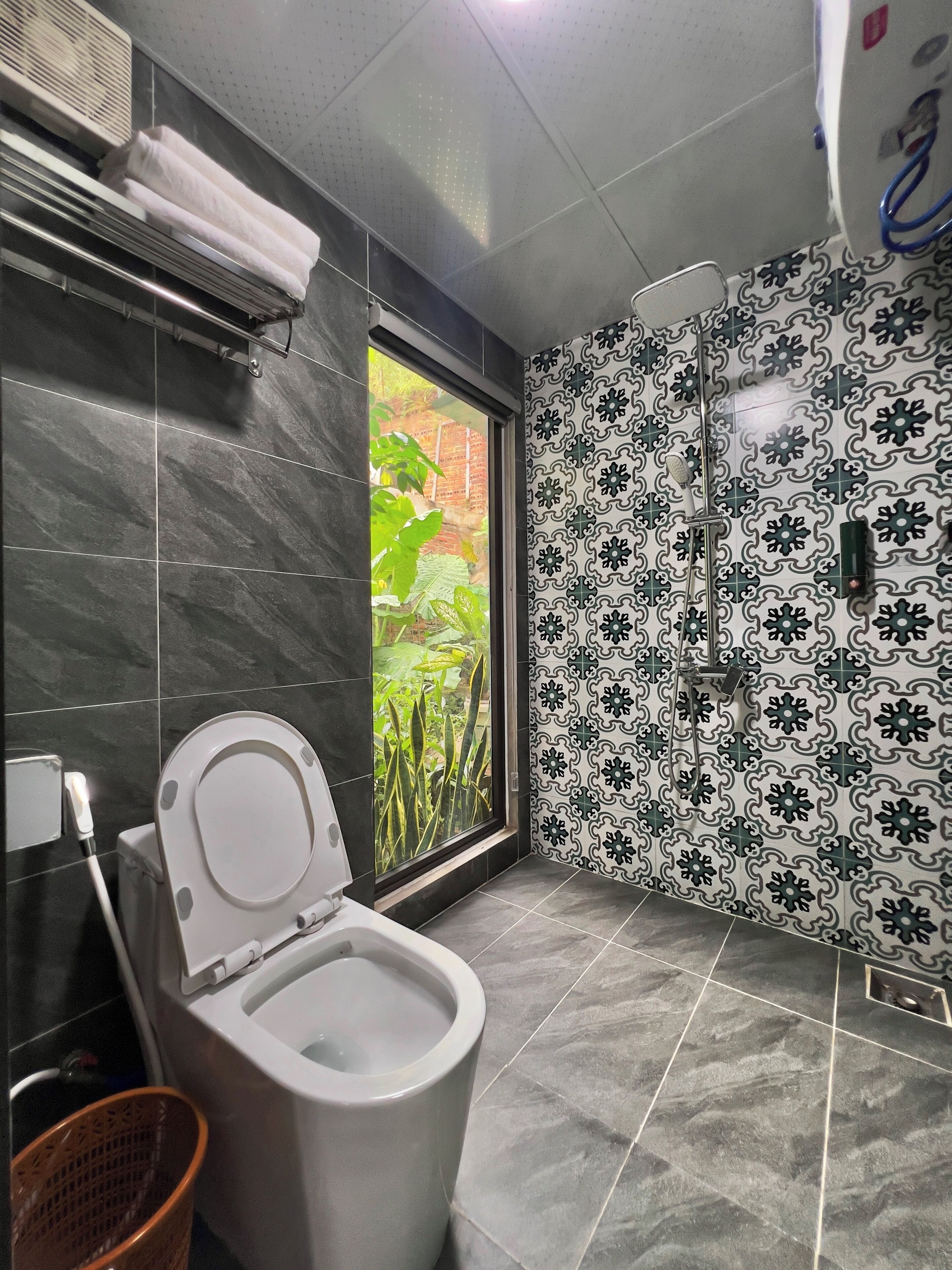 Family Apartment, Hill View | Bathroom | Slippers