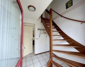 Interior - Holiday Bungalow With Wifi Near Beach (Sint Maartensvlotbrug)