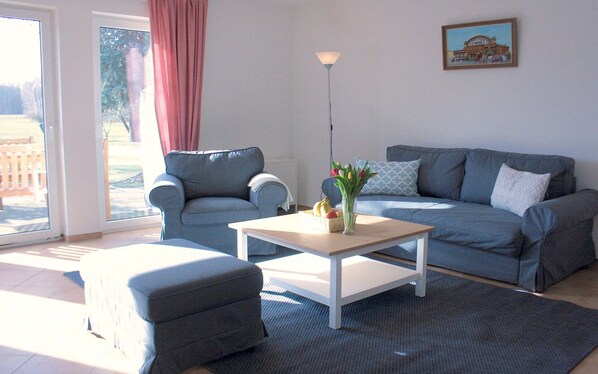 Smart TV, chimenea y tenis de mesa 
