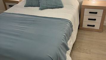 Apartamento | 1 quarto, escrivaninha, espaço de trabalho para notebook