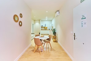 Living area - Apartamentos Delia by gaiarooms (León)