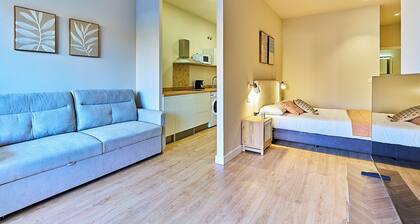 Apartamentos Delia by gaiarooms