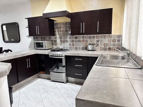 Tranquil 2-bedroom apartment with WiFi in Chapala