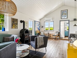 Fernseher, Kamin