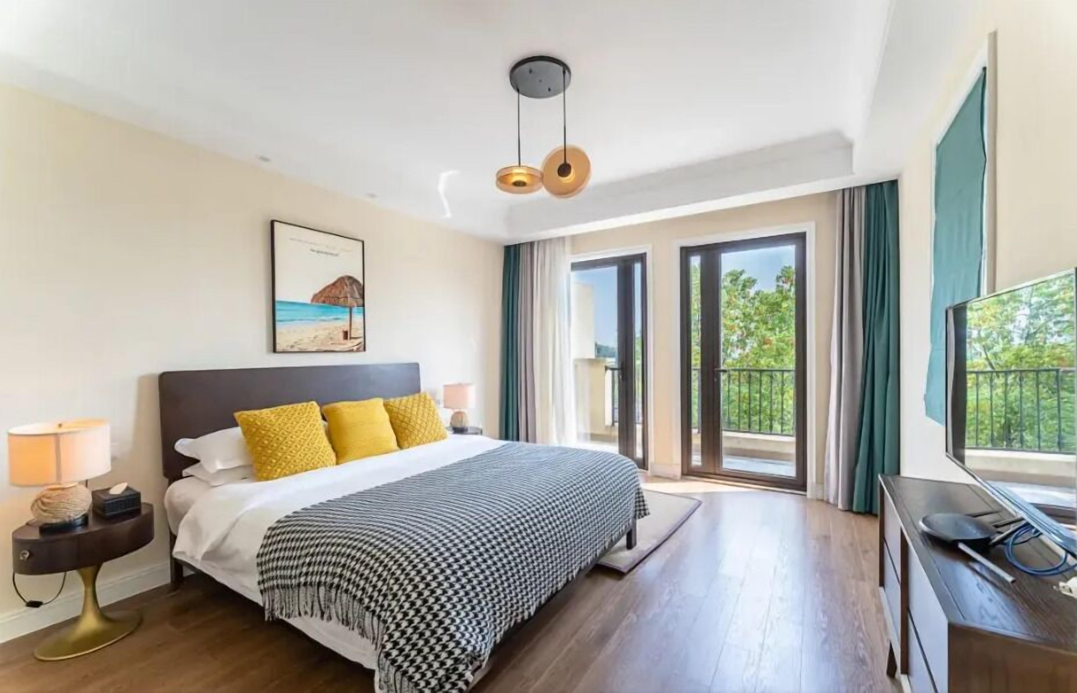 Elite Quadruple Room | Free WiFi