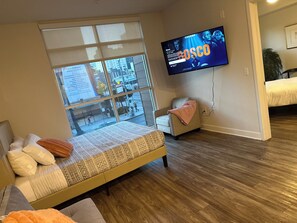 1 habitación, tabla de planchar con plancha, wifi y ropa de cama 