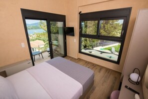 3 bedrooms, iron/ironing board, WiFi, bed sheets - VILLA PENELOPE
(Katouna)