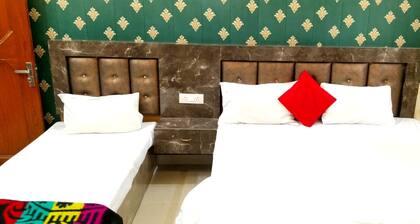 Hotel Balaji Palace Ayodhya