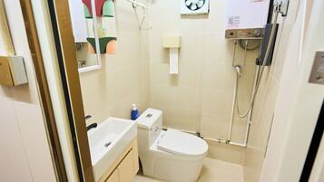 Comfort Single Room | Bathroom