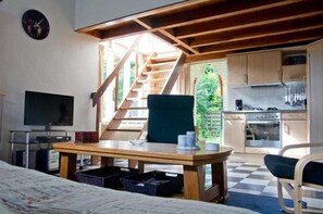 House | Living room - Holiday Home in Petten Near Beach (Petten)