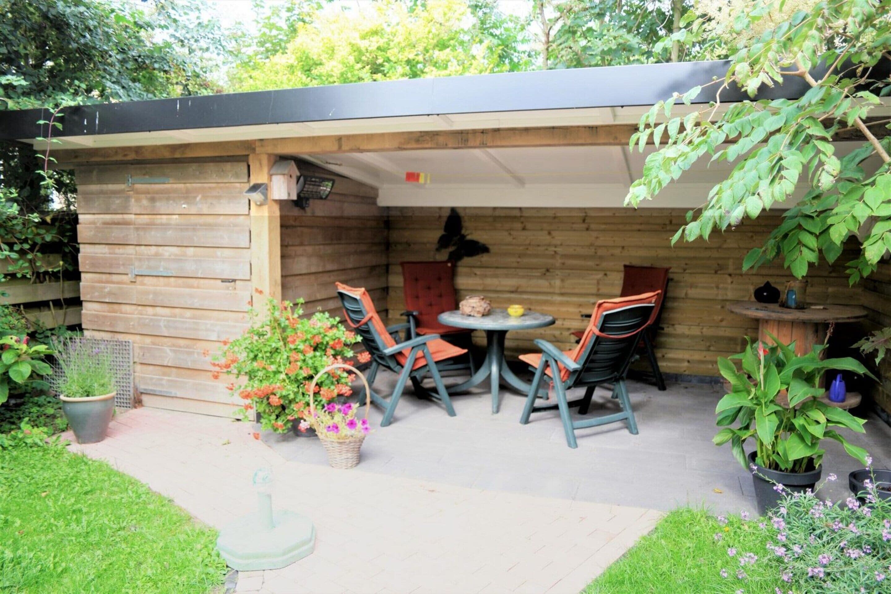 Rumah | Tempat makan outdoor