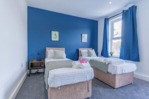 3 soverom, strykejern/-brett, wi-fi og sengetøy