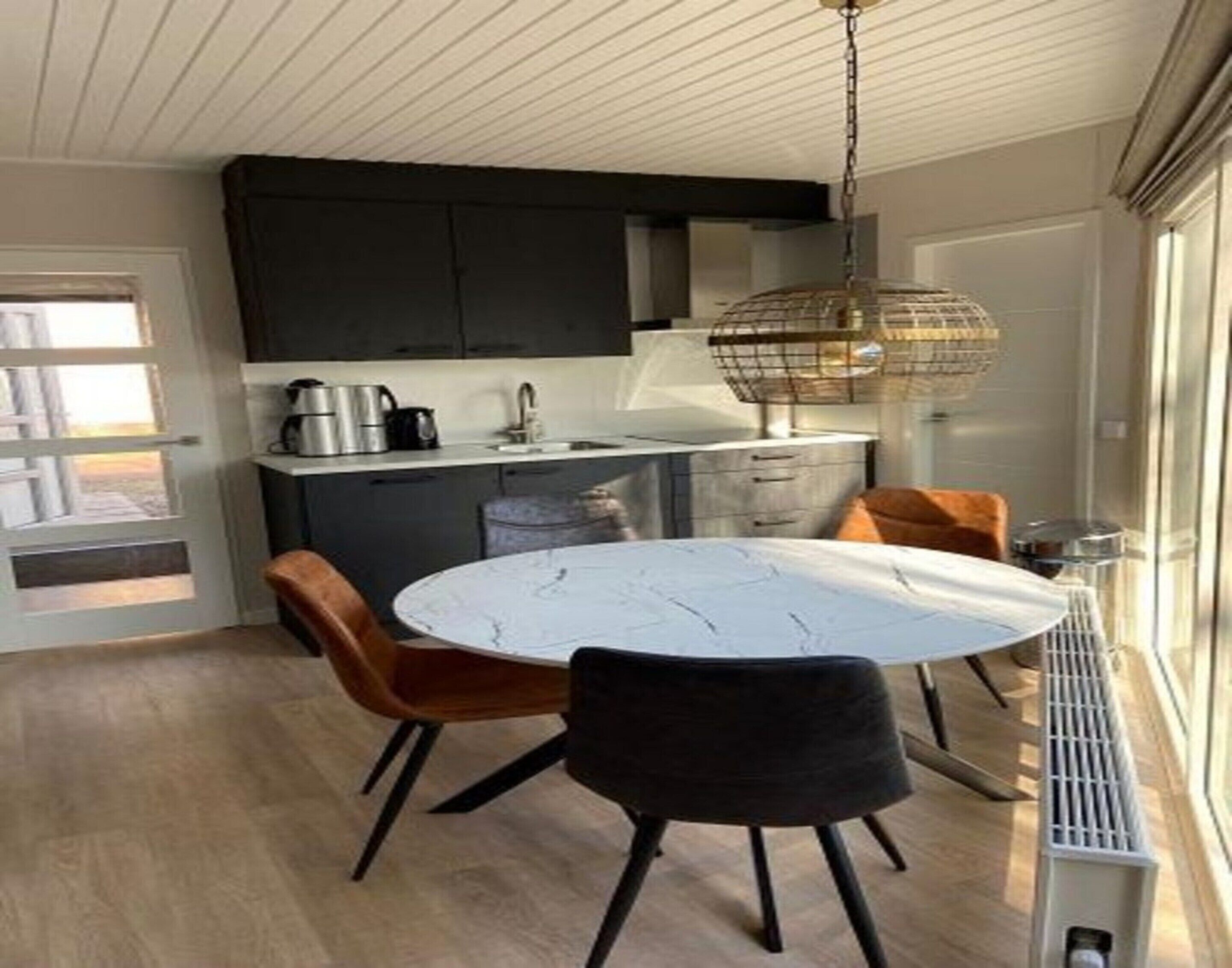 Bungalow | Restauranger