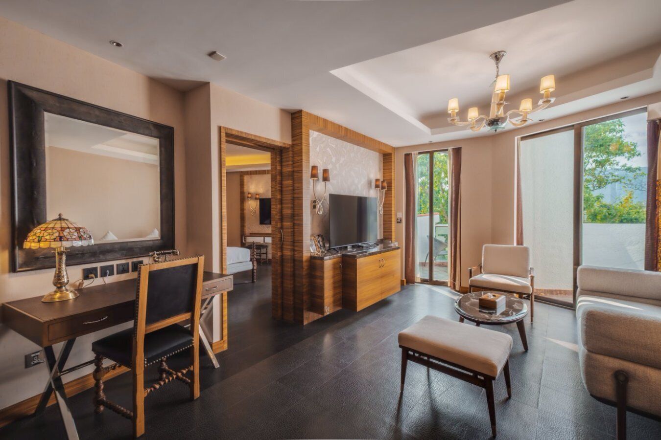 1629 Castle Full Sea View Suite (King room)(With Terrace) | Living area