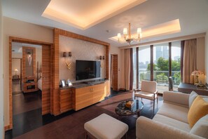 1629 Castle Full Sea View Suite (King room)(With Terrace) | Balcony view - Pousada De Sao Tiago (Macau)