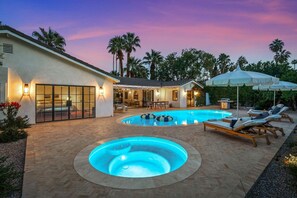 Beheizter Pool