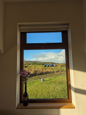 Interior - Cozy and Social Getaway for Couples, Solo Travelers, and Remote Workers (DL)
