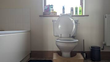 Toallas, jabón y papel higiénico