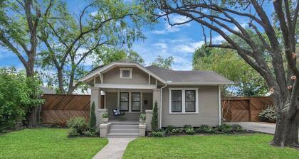 Beverly is a charming 1925 cottage-style bungalow in The Heights, sleeping 4 (2B/1B) and filled with natural light. Walk to the jog track, tennis courts, and local shops/eateries. Enjoy a fenced, pet-friendly yard, front porch swing, and a relaxing b
