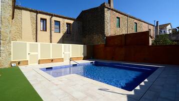 Apartamento | Piscina | Una piscina al aire libre