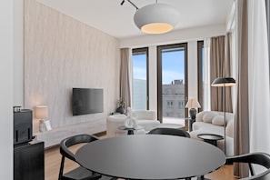 Deluxe Apartment, 1 Bedroom, City View