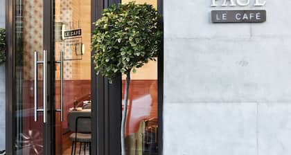 Modern Gem Steps to Republic Square