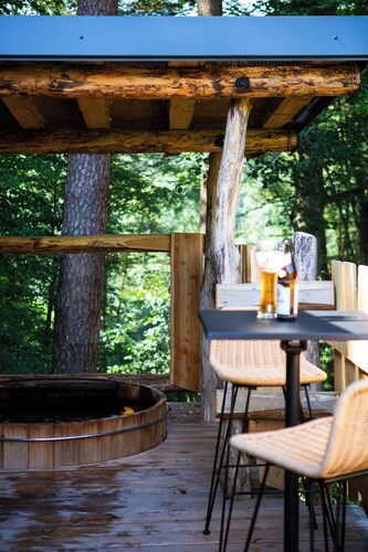 La Cabane de l'Étang du Domaine de la Forestière