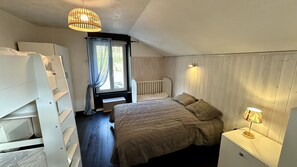 3 Schlafzimmer, Bügeleisen/Bügelbrett, kostenloses WLAN