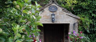 Beautiful characterful cottage,family and dog friendly,quiet,close to amenities 