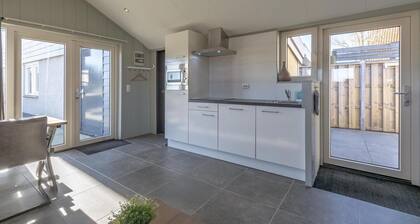 Ein schönes Strandhaus nur wenige Gehminuten vom Strand entfernt!