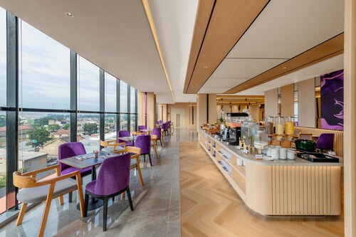 Fox Lite Hotel Majalaya Bandung