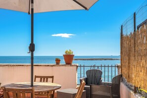 Appartement Duplex Classique, vue mer | Terrasse/Patio
