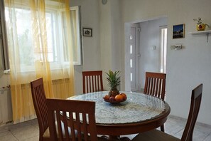 Dining - Two Bedroom Apartment with Terrace(A1) (Splitska)