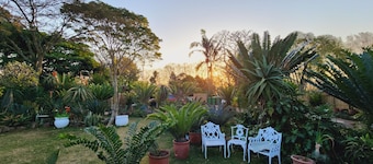 Charming villa with WiFi in Gillitts