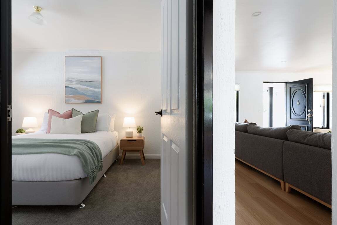 4 bedrooms, desk, iron/ironing board, free WiFi