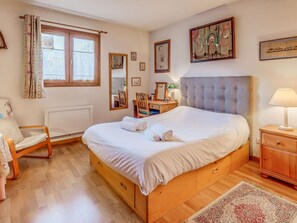 4 bedrooms, free WiFi