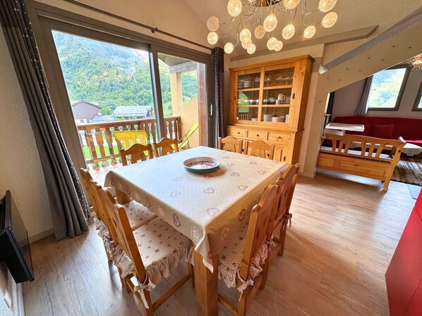 تناول الطعام