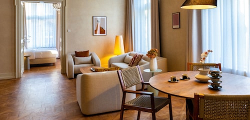 Fragola Apartments Le Jardin