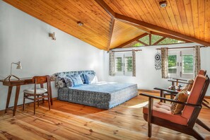 Luxury Room, Garden View