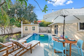 Outdoor pool, a heated pool