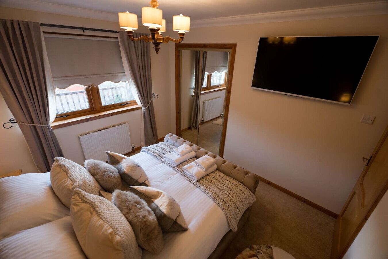 3 bedrooms, iron/ironing board, travel crib, WiFi