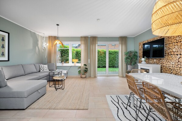 Smart TV, books - Cozy family home for quiet days on the Lower Rhine. "Irrland" 10 min. away. (Kevelaer)